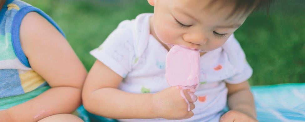 Homemade Breastmilk Popsicles for Teething - Bucket List Tummy