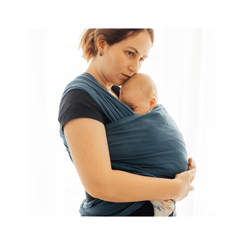 Babywearing & Breastfeeding