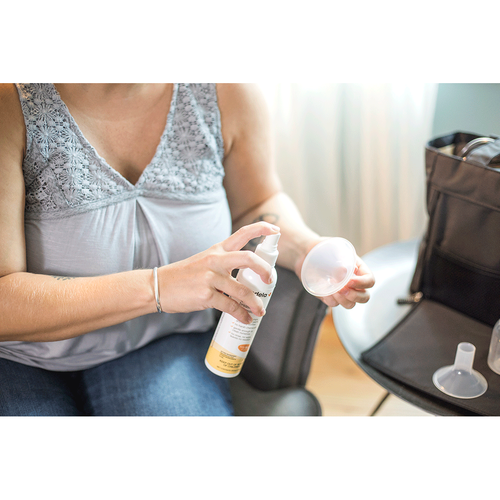 Medela Quick Clean Breast Pump Accessory Sanitizer