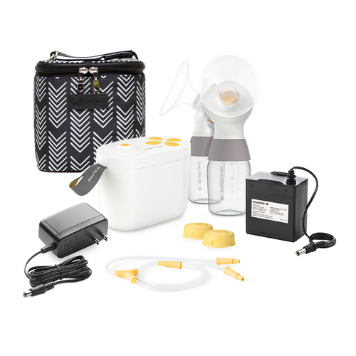 Medela Pump in Style with MaxFlow and Sarah Wells Cold Gold Cooler Set