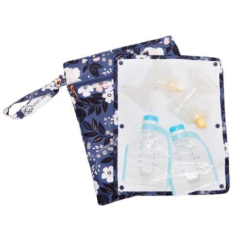 Sarah Wells Pumparoo Wet Dry Bag with Staging Mat