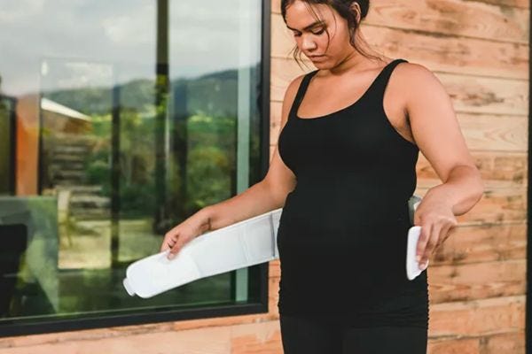Is maternity shapewear safe? What happens if you wear Spanx while pregnant?  - The Pregnancy Nurse®